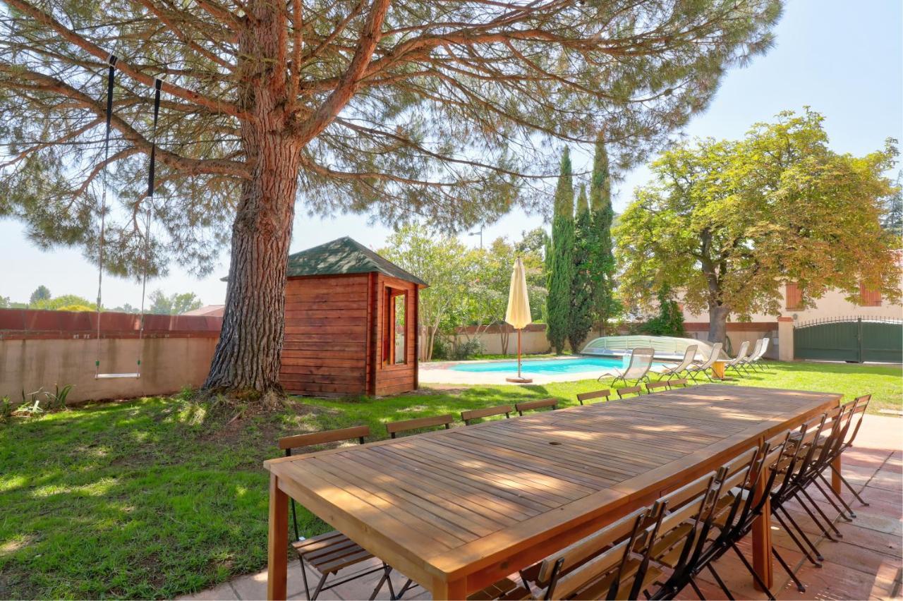 Gîte la grappe Occitane - 14 personnes - piscine privée Ambres Exterior foto